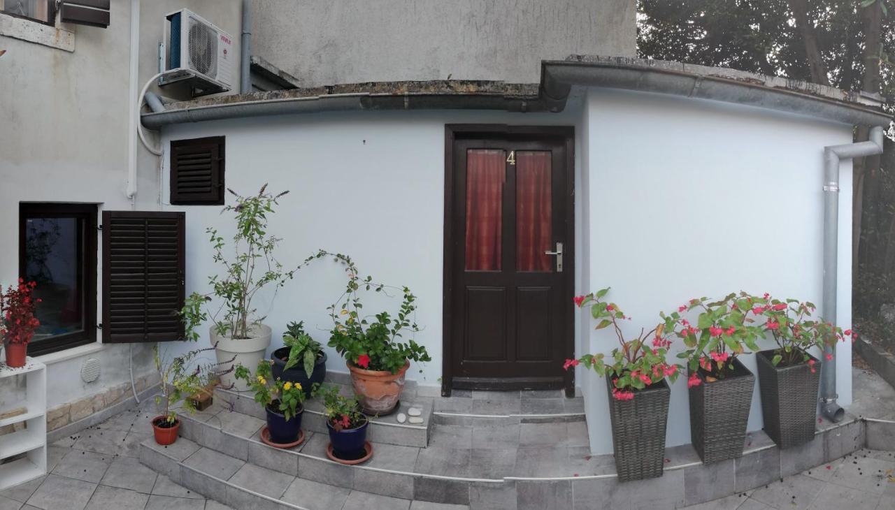 Guest House Accommodation Rupine Premantura Exteriér fotografie